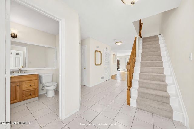 19 Sloop Square, Freehold, NJ 07728