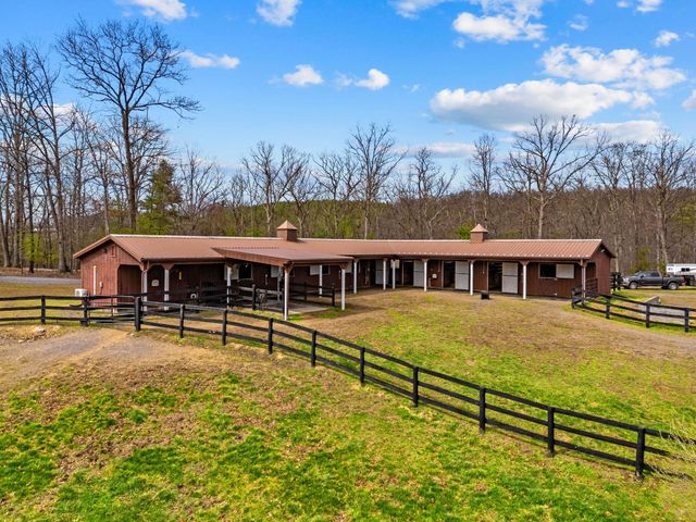 632 DRY CREEK LN, Winchester, VA 22603