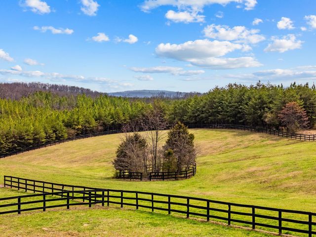 632 DRY CREEK LN, Winchester, VA 22603