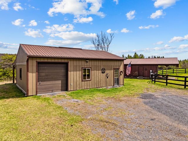632 DRY CREEK LN, Winchester, VA 22603