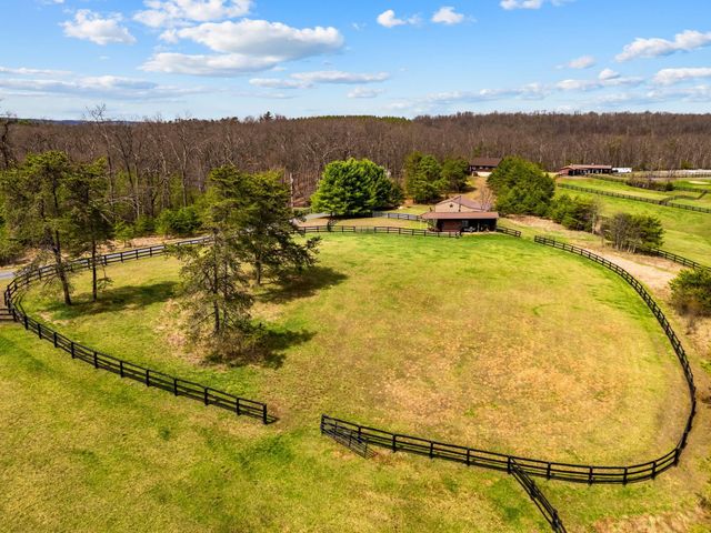 632 DRY CREEK LN, Winchester, VA 22603