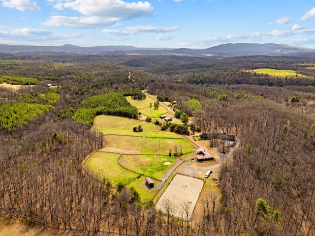 632 DRY CREEK LN, Winchester, VA 22603