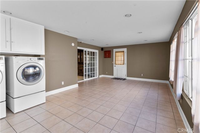 2929 E Hamilton, Orange, CA 92867