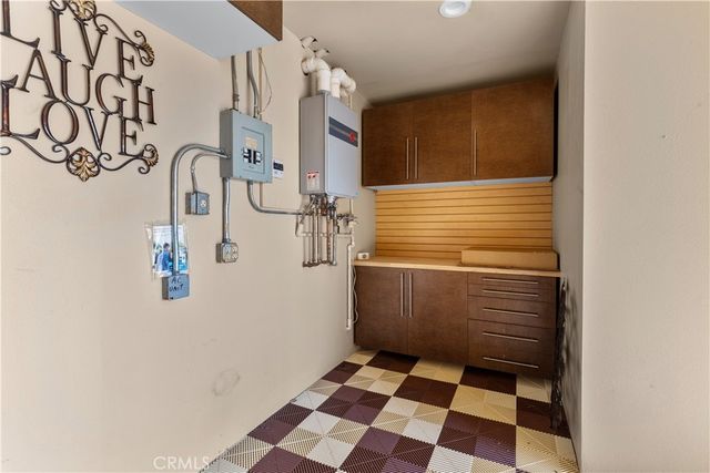 2929 E Hamilton, Orange, CA 92867
