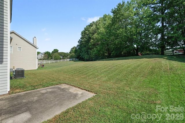 11850 Old Timber Road, Charlotte, NC 28269