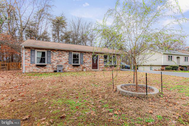 10400 HILLSIDE LN, Fredericksburg, VA 22408