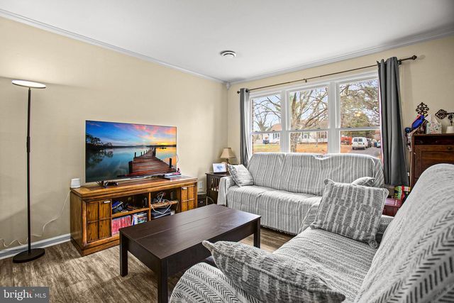 10400 HILLSIDE LN, Fredericksburg, VA 22408