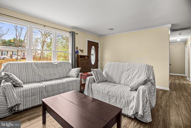 10400 HILLSIDE LN, Fredericksburg, VA 22408