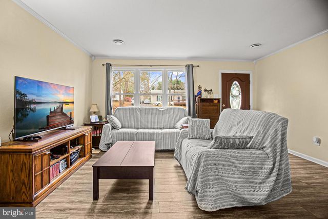 10400 HILLSIDE LN, Fredericksburg, VA 22408