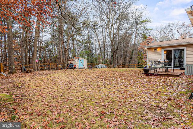 10400 HILLSIDE LN, Fredericksburg, VA 22408