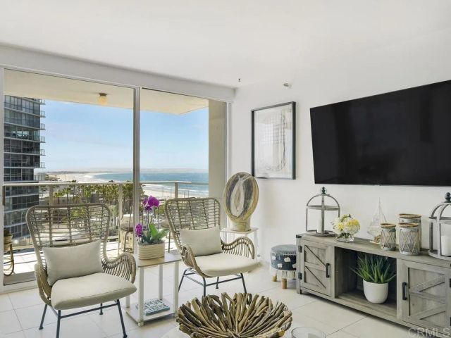 1810 Avenida Del Mundo 609, Coronado, CA 92118