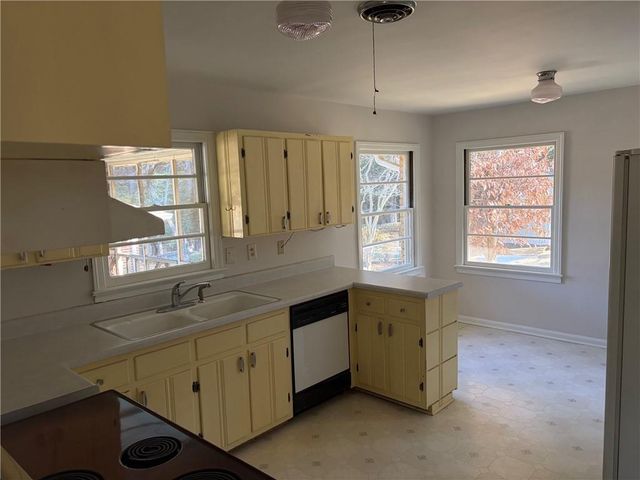 1455 N Amanda NE Circle, Atlanta, GA 30329