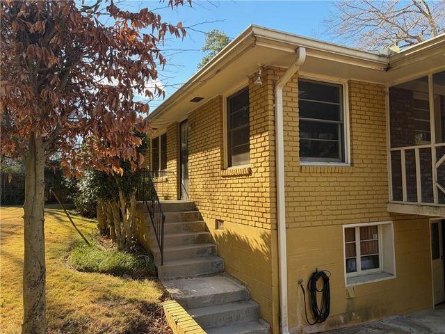 1455 N Amanda NE Circle, Atlanta, GA 30329