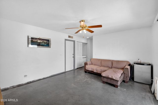 4916 W GROVERS Avenue, Glendale, AZ 85308