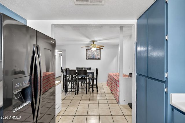 4916 W GROVERS Avenue, Glendale, AZ 85308