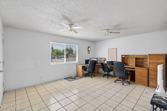 4916 W GROVERS Avenue, Glendale, AZ 85308