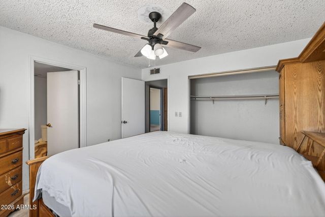 4916 W GROVERS Avenue, Glendale, AZ 85308