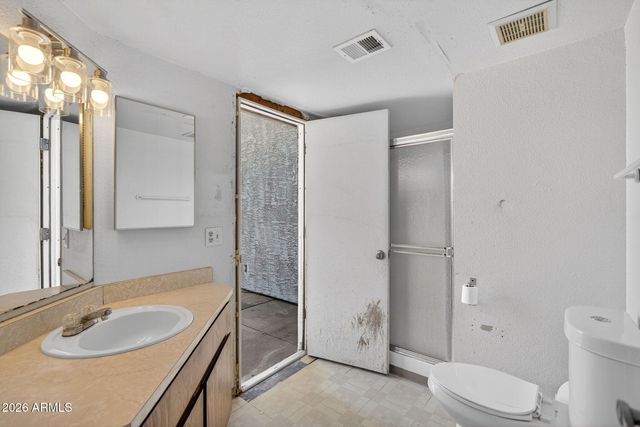 4916 W GROVERS Avenue, Glendale, AZ 85308