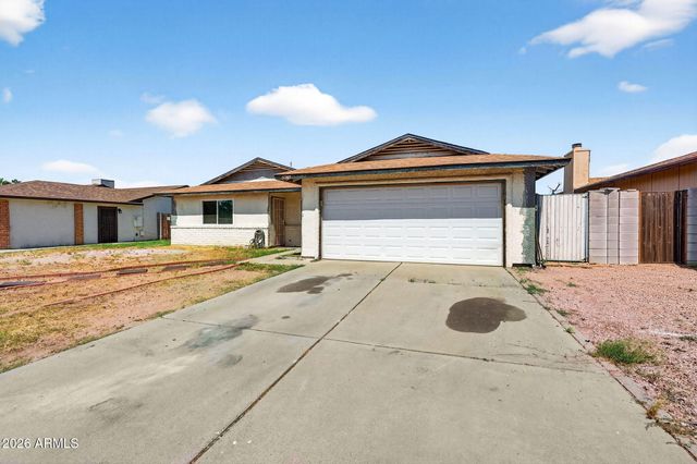 4916 W GROVERS Avenue, Glendale, AZ 85308