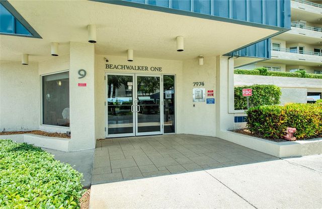 7974 SAILBOAT KEY BOULEVARD S 301, South Pasadena, FL 33707