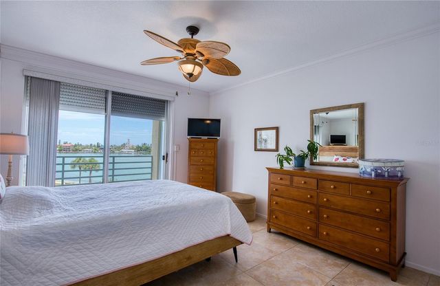 7974 SAILBOAT KEY BOULEVARD S 301, South Pasadena, FL 33707