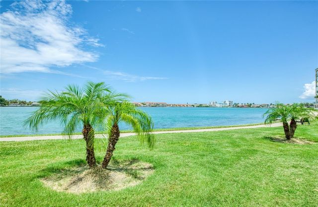 7974 SAILBOAT KEY BOULEVARD S 301, South Pasadena, FL 33707