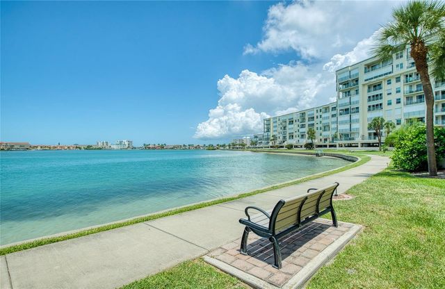 7974 SAILBOAT KEY BOULEVARD S 301, South Pasadena, FL 33707