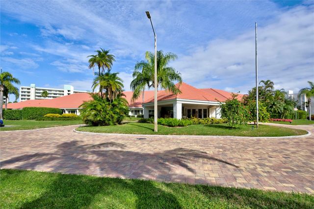 7974 SAILBOAT KEY BOULEVARD S 301, South Pasadena, FL 33707