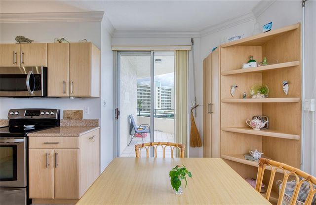 7974 SAILBOAT KEY BOULEVARD S 301, South Pasadena, FL 33707