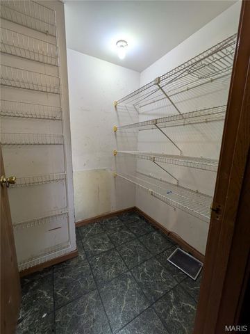 1620 Forest Hills Drive D, St Charles, MO 63303