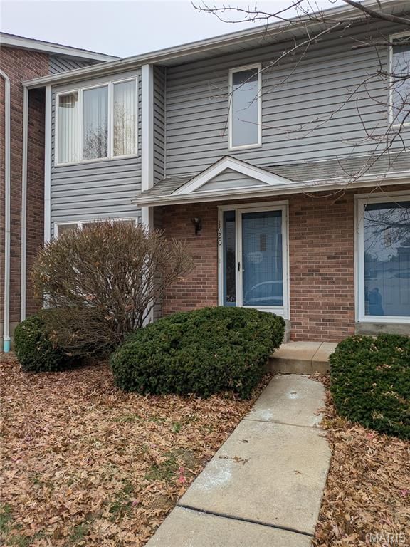 1620 Forest Hills Drive D, St Charles, MO 63303