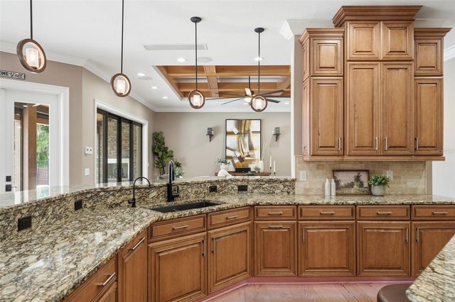 855 SE 87TH STREET, Ocala, FL 34480
