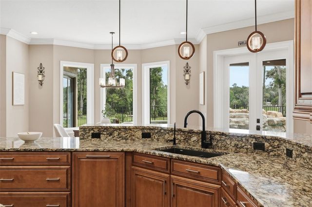 855 SE 87TH STREET, Ocala, FL 34480