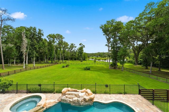 855 SE 87TH STREET, Ocala, FL 34480