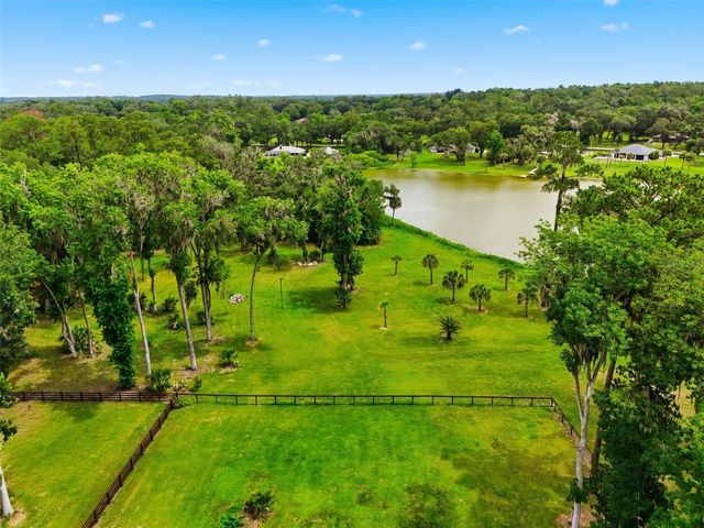 855 SE 87TH STREET, Ocala, FL 34480