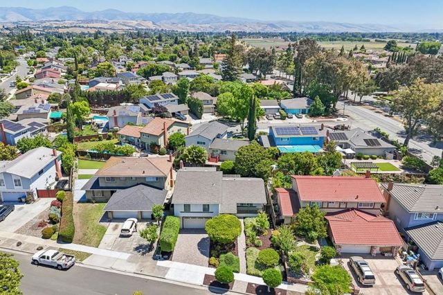 476 Royale Park Drive, San Jose, CA 95136