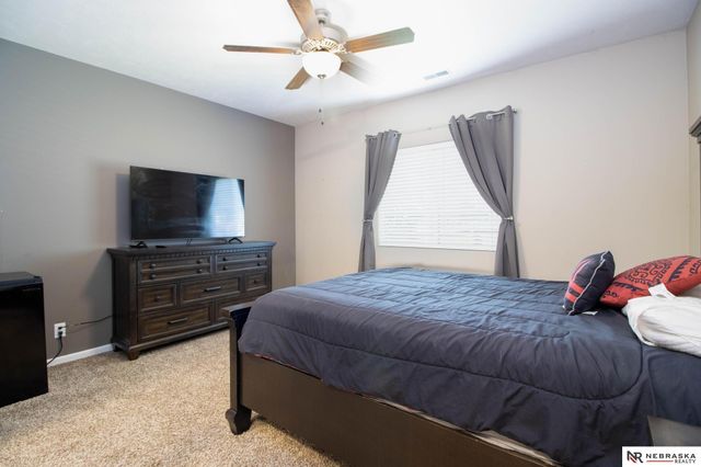 9250 Eagleton Lane, Lincoln, NE 68505