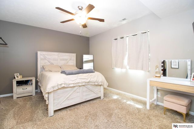 9250 Eagleton Lane, Lincoln, NE 68505