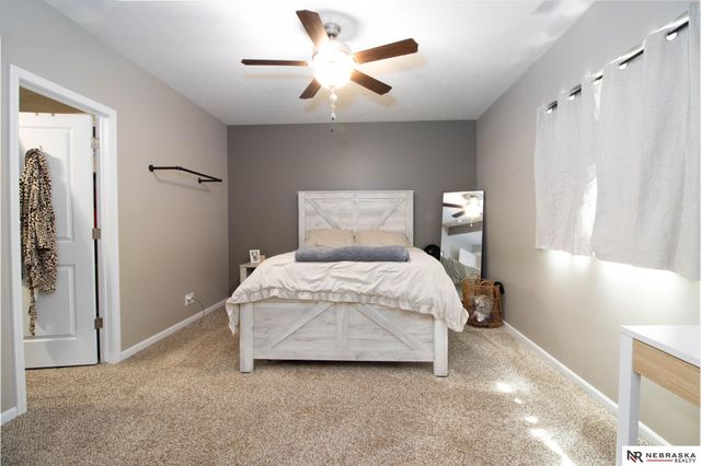 9250 Eagleton Lane, Lincoln, NE 68505