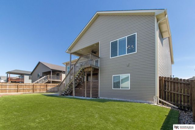 9250 Eagleton Lane, Lincoln, NE 68505