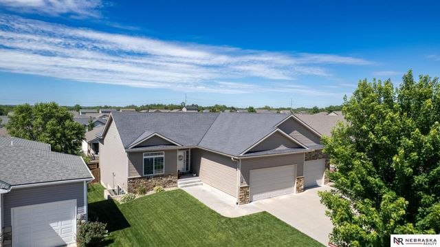 9250 Eagleton Lane, Lincoln, NE 68505