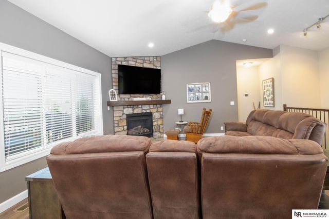 9250 Eagleton Lane, Lincoln, NE 68505