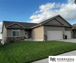 9250 Eagleton Lane, Lincoln, NE 68505