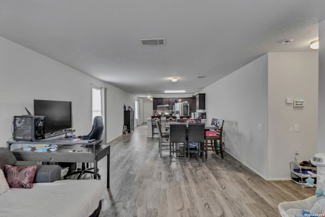 734 Mizuno Way, San Antonio, TX 78221