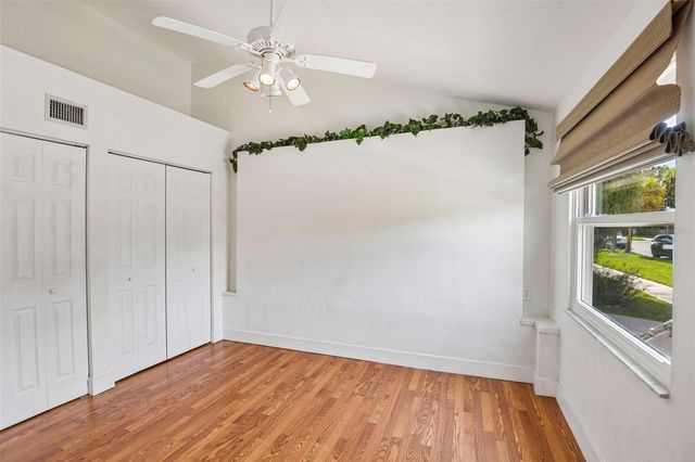 5731 28TH AVENUE S, Gulfport, FL 33707