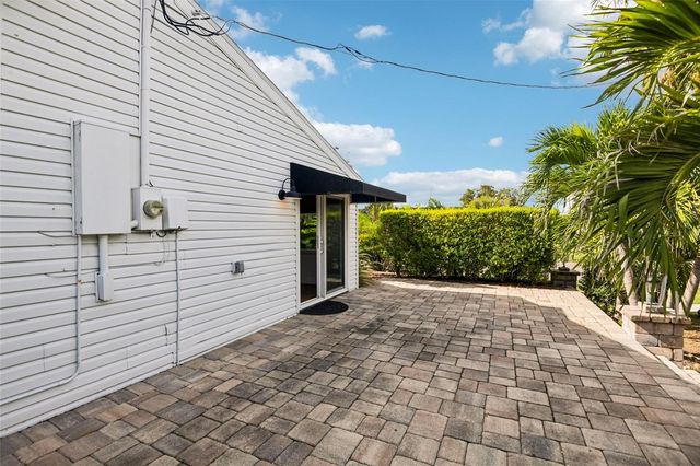 5731 28TH AVENUE S, Gulfport, FL 33707