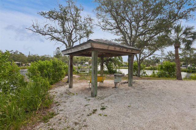 5731 28TH AVENUE S, Gulfport, FL 33707