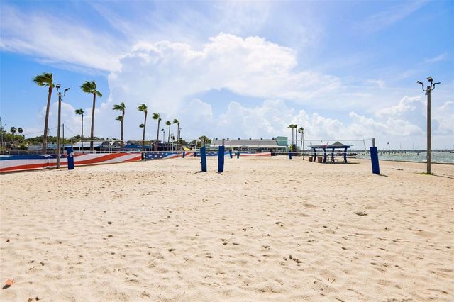 5731 28TH AVENUE S, Gulfport, FL 33707