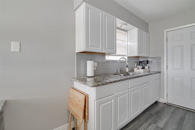 1300 Limerick Drive, Fort Worth, TX 76134