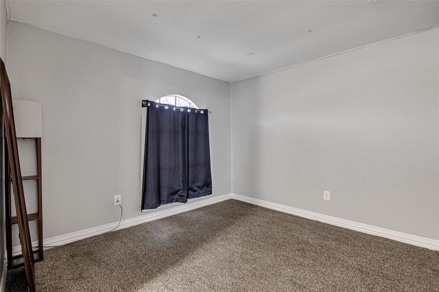 1300 Limerick Drive, Fort Worth, TX 76134